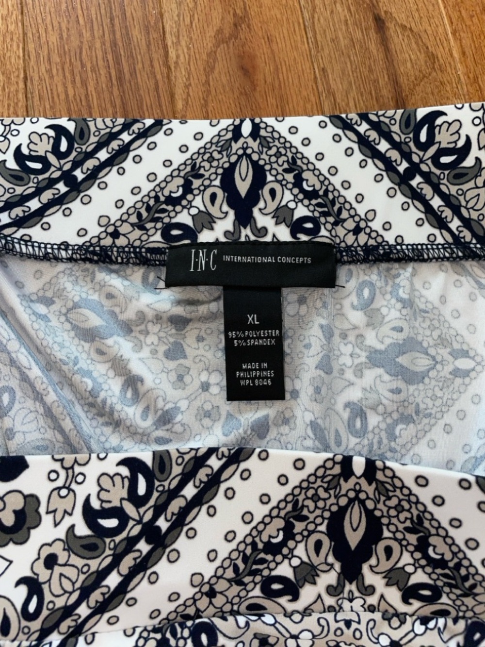 INC Asymmetrical skirt - size XL - Picture 4 of 4